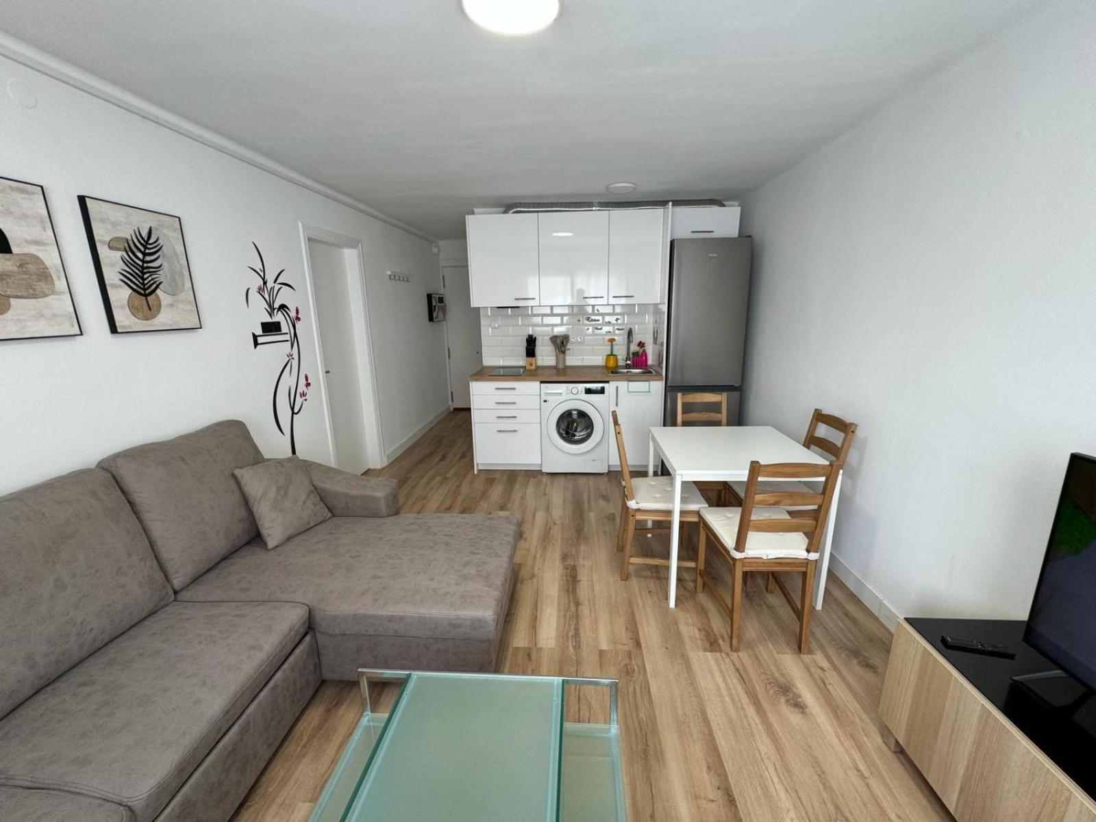 Acogedor Apartamento A 50 Metros Del Mar Cambrils Exterior foto